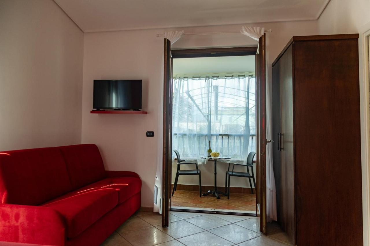 קסטלמרה די סטביה Ohana Bed And Breakfast מראה חיצוני תמונה